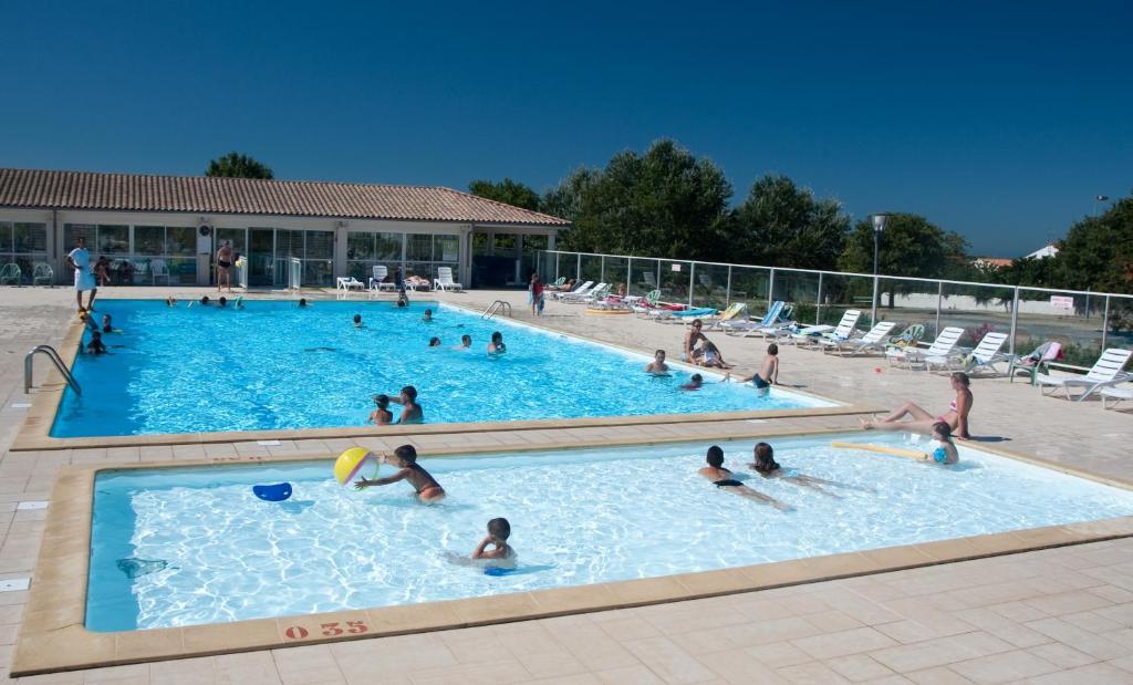 Azureva Aparthotel 3*